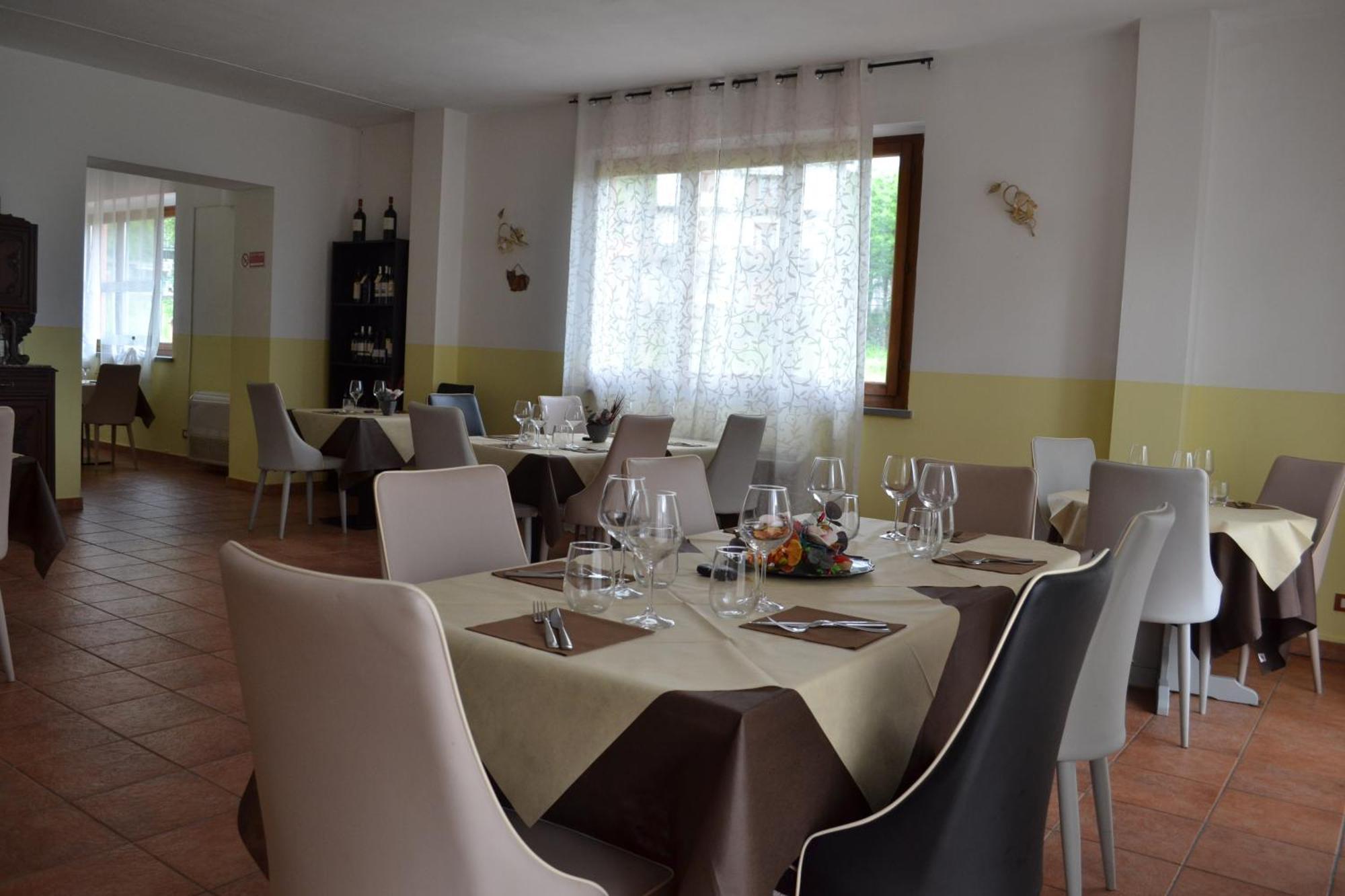 Ai Canipai Naggio  Bagian luar foto
